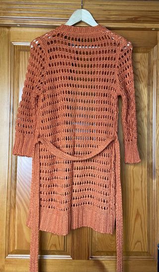Chaqueta larga de punto calado color teja S/M