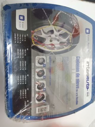 Juego de cadenas nuevo a estrenar