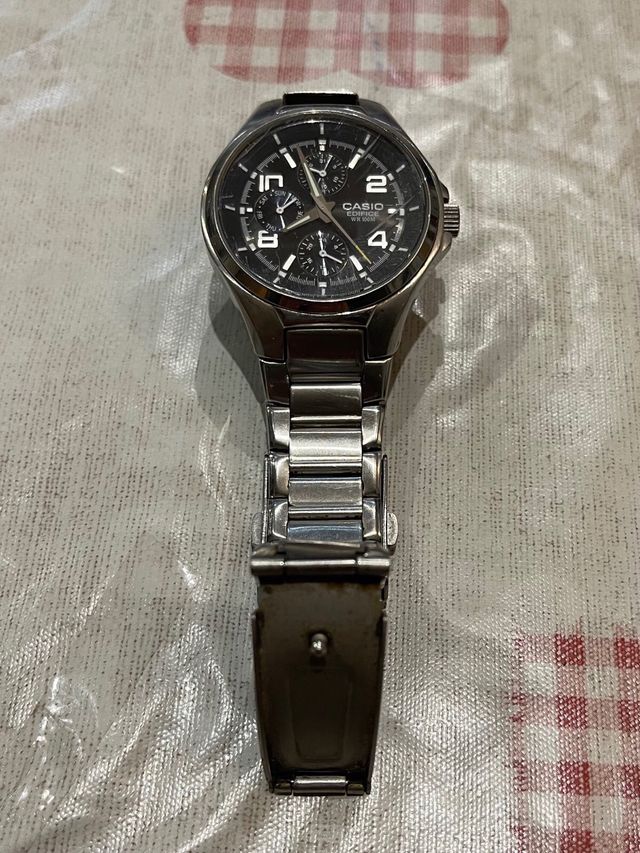 Reloj edifece EF 316