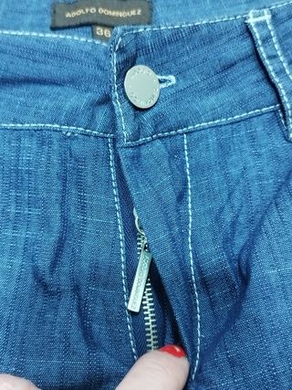 Pantalón tobillero Adolfo Domínguez talla 36.