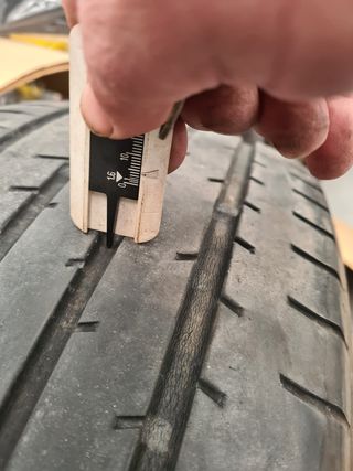 225/55/19
