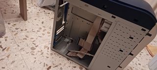 TORRE PC BEEP VACÍA