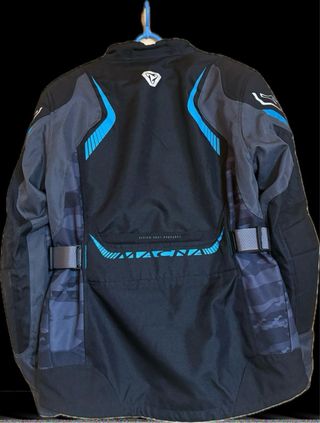Chaqueta moto mujer casi nueva
