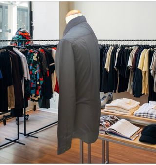 Camisa negra caballero H&M