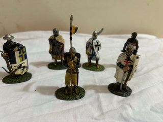 Soldatini piombo medievali