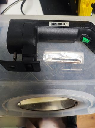 Sierra maqueteria Minicraft 18v con regulador