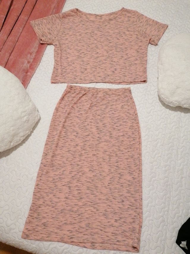 Conjunto 2 piezas falda y camiseta