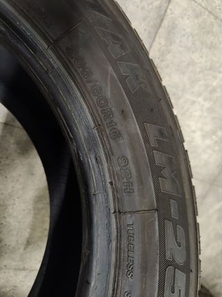 205/60R16 92H M+S Bridgestone Blizzak LM