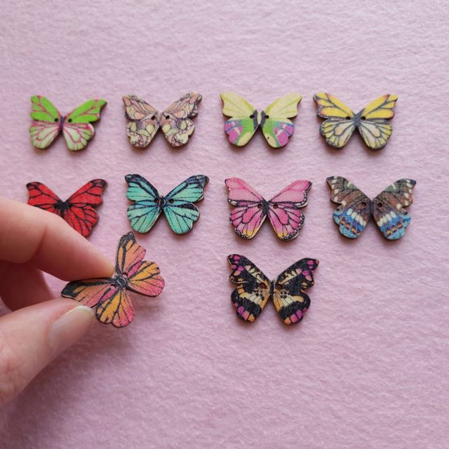 Bottoni a farfalla in legno 