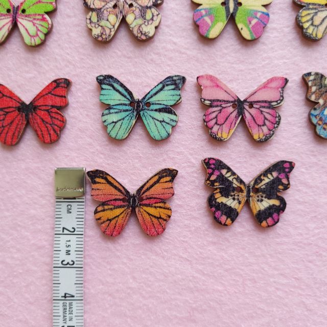 Bottoni a farfalla in legno 