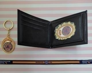 OFERTA SET LLAVERO + CARTERA+ PULSERA REGALO