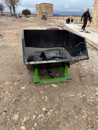 Cajon para mini cargadora oh elevador