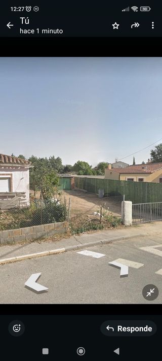 Casa y terreno urbano en Avila