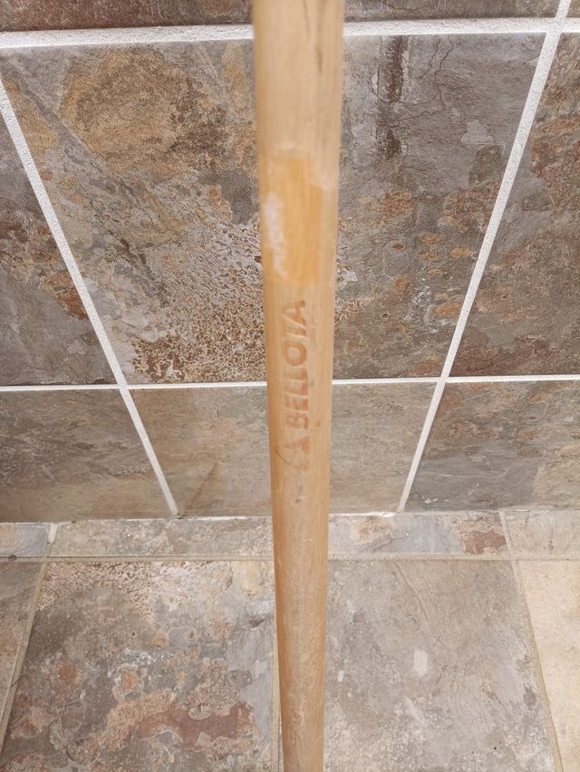 Rastrillo Bellota muy nuevo