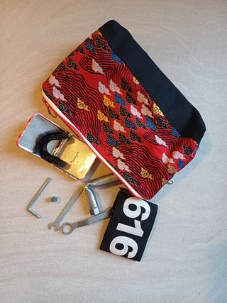 Astuccio, pochette portatutto