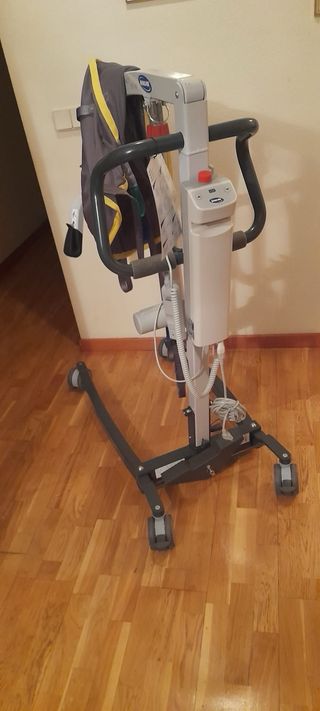 Cama articulada, grúa enfermos y colchón