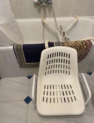 Cama articulada, grúa enfermos y colchón