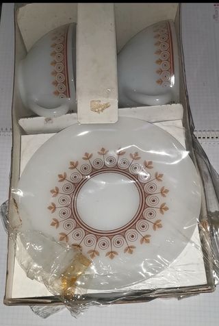 Nuevo. Desayuno 4 servicios Arcopal Alhambra