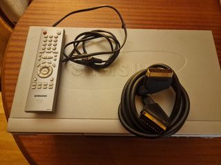 REPRODUCTOR  DE DVD-CD.