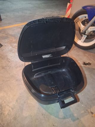 Baul moto/Cofre moto shad sh49