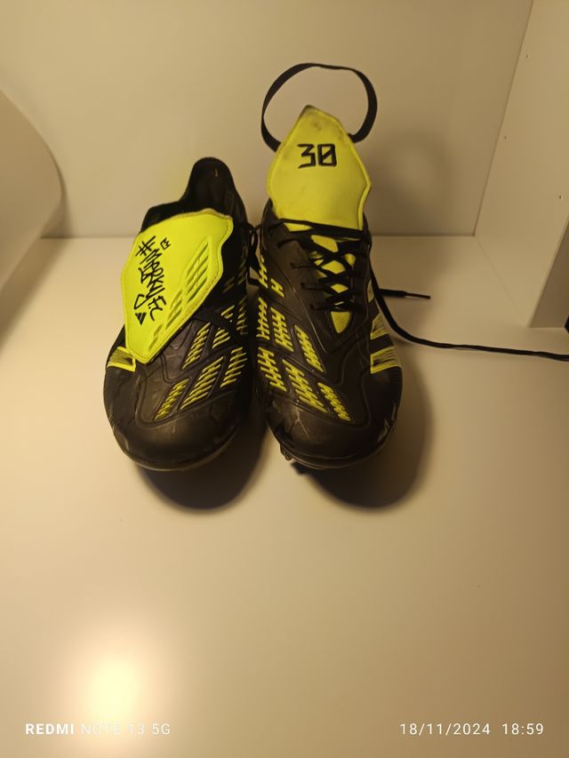 Adidas predatr merky