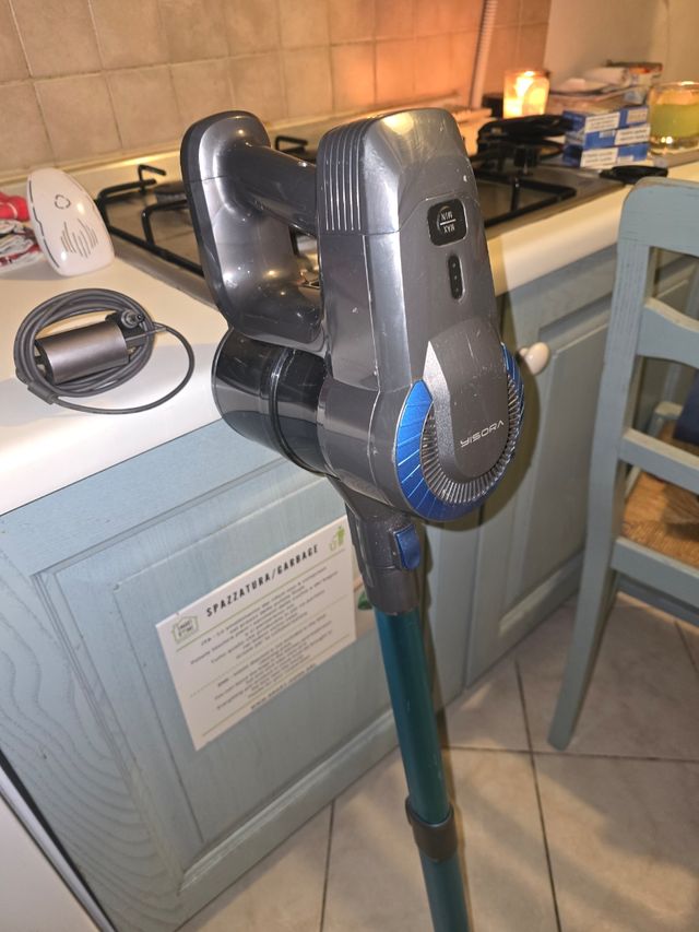 Scopa elettrica senza fili yisora n 300