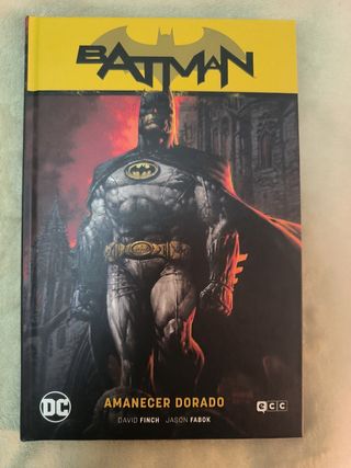 Tomo Batman Amanecer Dorado