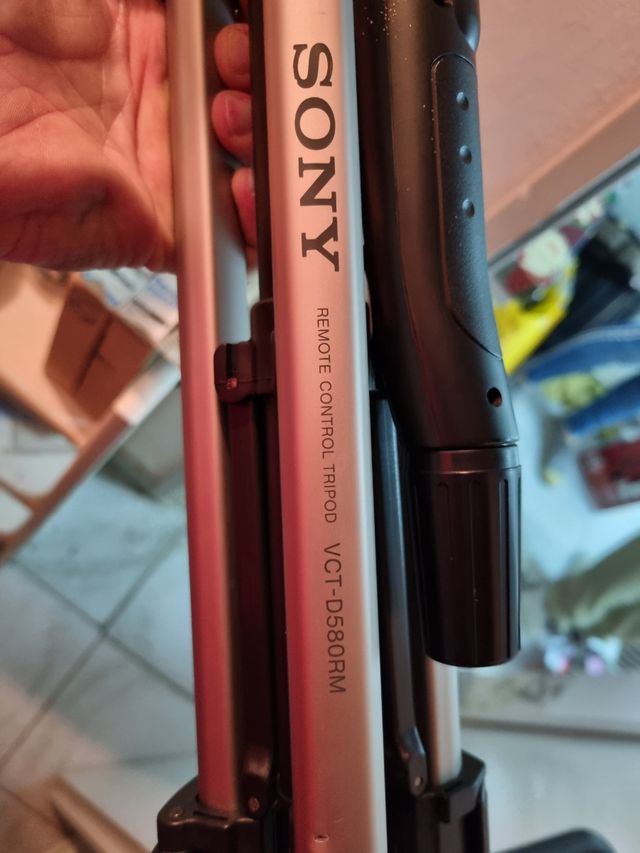 Tripé Sony VCT-D580RM
