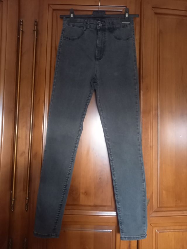 Jeans elástico de Zara