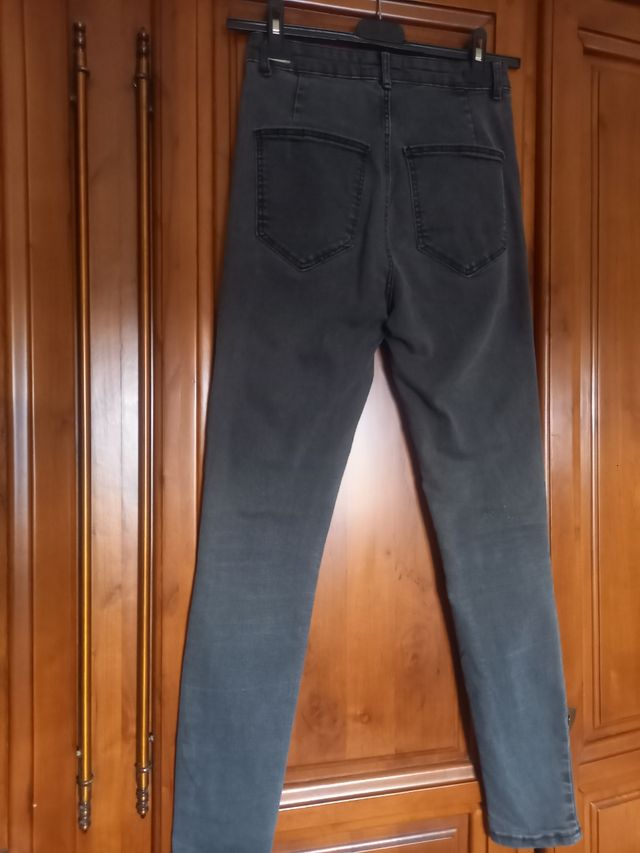 Jeans elástico de Zara