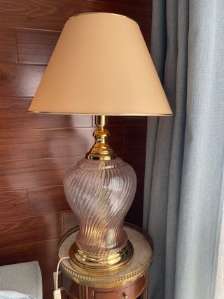 Lámpara de mesa clásica elegante