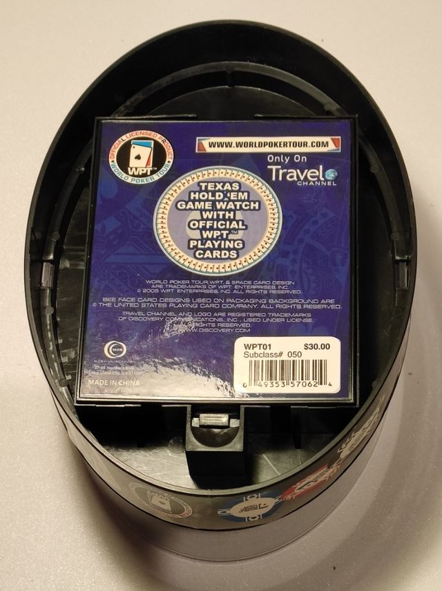 Reloj con juego de poker y baraja de cartas. Nuevo