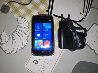Smartphone nokia lumia 610 ben tenuto 
