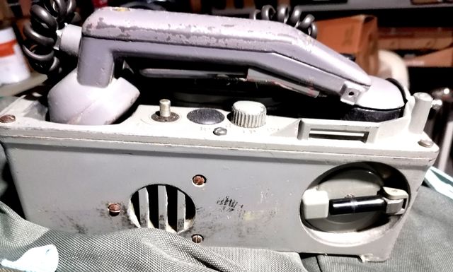 Teléfono militar de campaña de manivela Polski M63