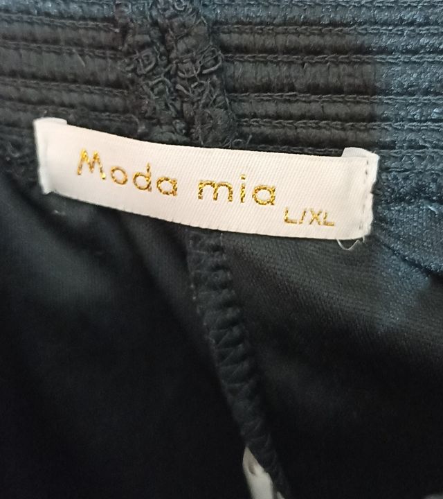 pantaloncini pizzo neri