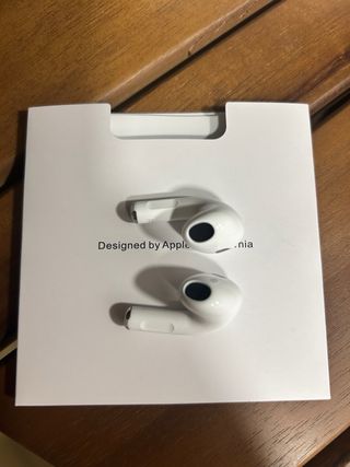 Nuevos en su plástico AirPods 3 generación MagSafe
