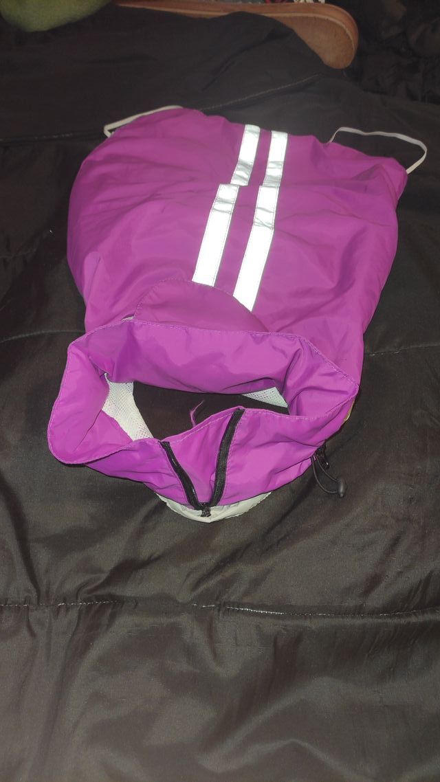 Chaqueta impermeable PERRO