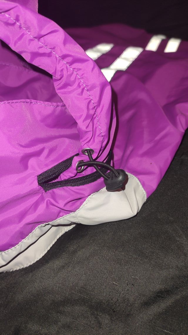 Chaqueta impermeable PERRO