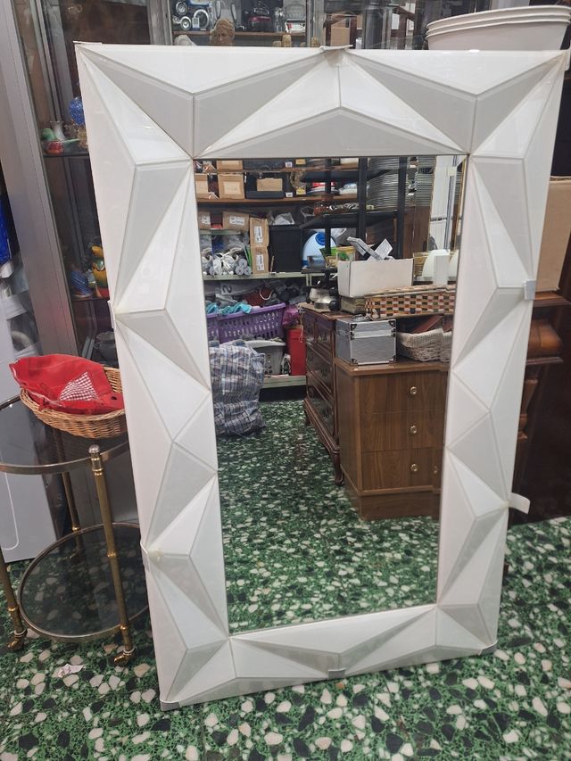 MODERNO ESPEJO DE CRISTAL BIEN CUIDADO