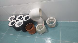 Mangueton conexión WC