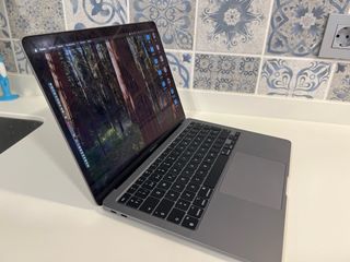 Macbook Air M1 16GB RAM 1TB SSD