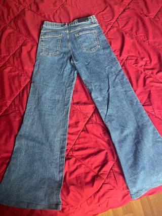 Pantalon baquero campana zara