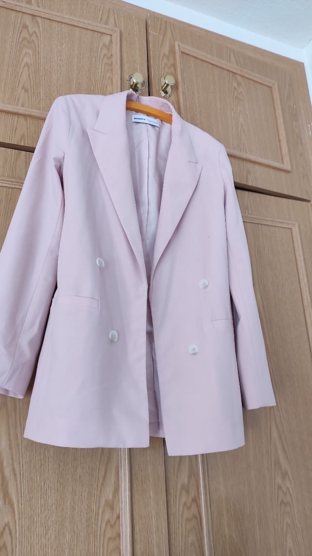Blazer rosa de Bershka