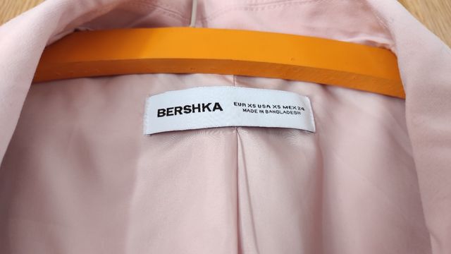 Blazer rosa de Bershka