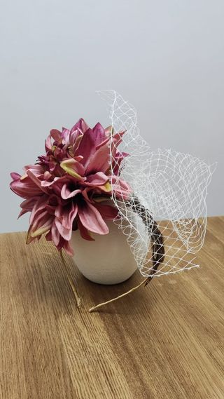 Diadema tocado flores rosa