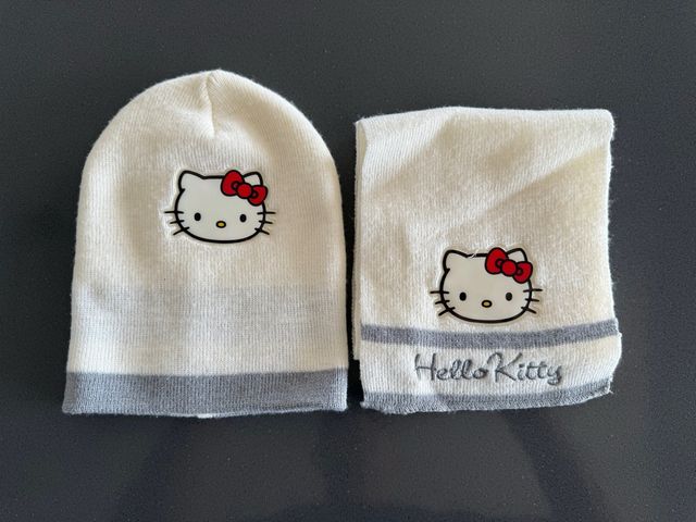Conjunto gorro y bufanda hello kitty