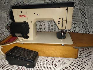 Maquina de coser Alfa zic ZAC artesanal