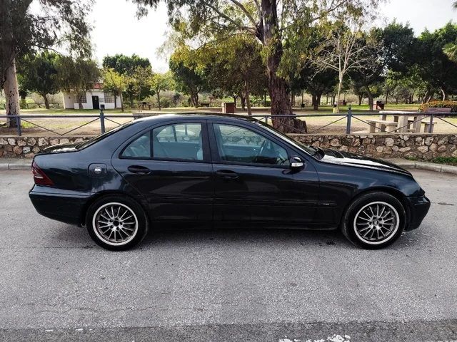 Mercedes W203 C 200 CDI Gasóleo 116cv 85kW OM