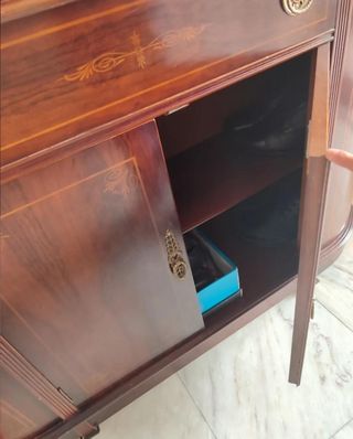 Muble recibidor clásico