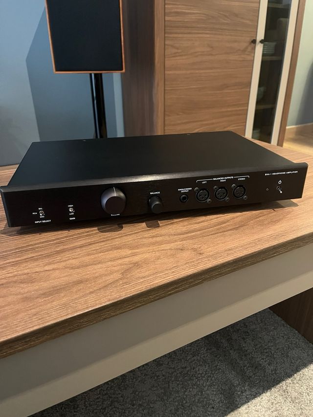 Amplificador auriculares BRYSTON BHA1